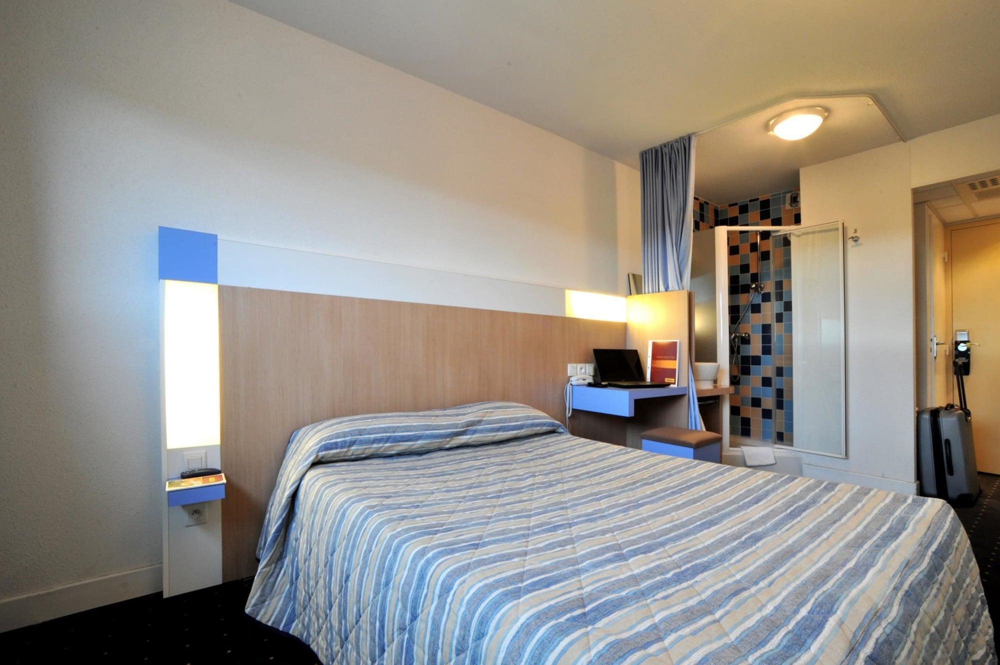 The Originals Access, Hotel Millau Sud L'Hospitalet-du-Larzac Bagian luar foto